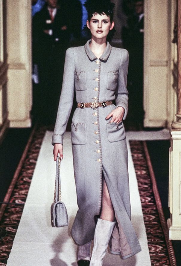 Chanel COLLECTOR S/S 1996 Gripoix Camélia Chainlink Belt - 2