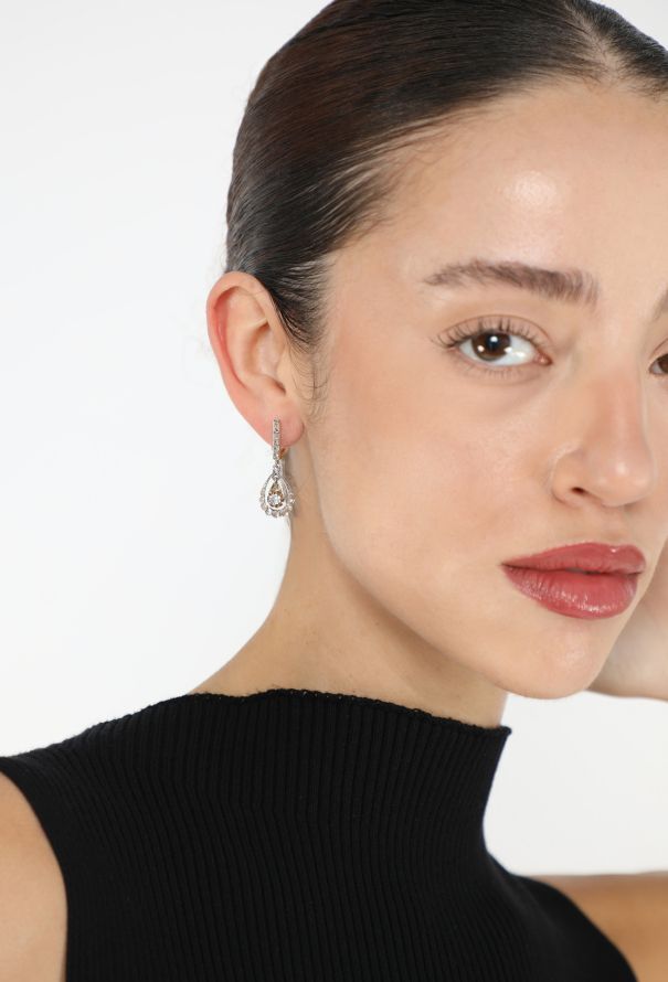 Vintage Fine Jewelry 1930s Art Déco 18K Gold & Diamond Dormeuses - 2