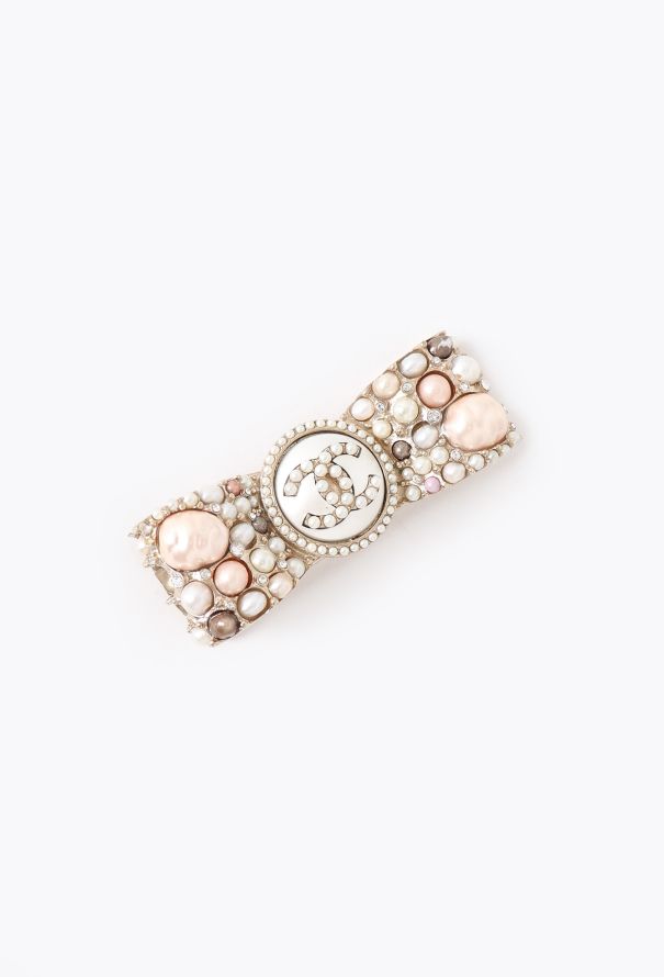 Chanel 2021 Embellished 'CC' Bowtie Brooch - 2 Chanel 2021 Embellished 'CC' Bowtie Brooch - 2