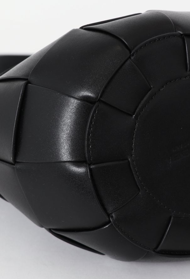 Bottega Veneta Cassette Lantern Bucket Bag - 8