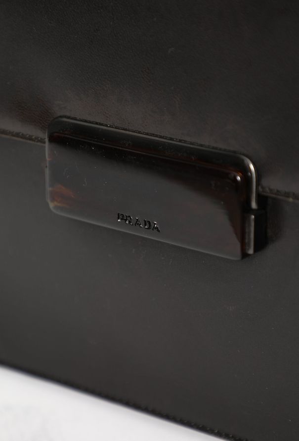 Vintage Shoulder Bag | Authentic & Vintage | ReSee