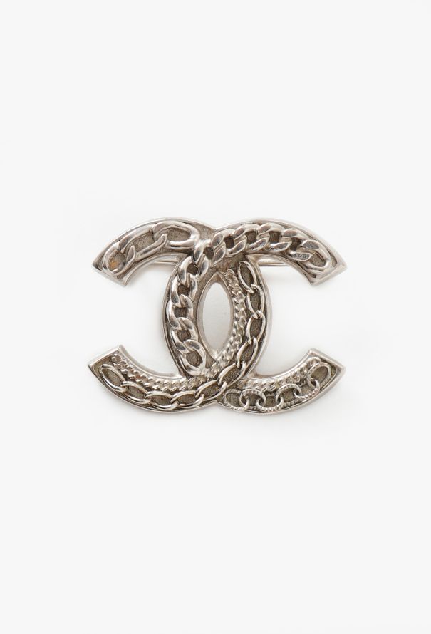 Chanel 2011 Embossed Chainlink 'CC' Brooch - 1