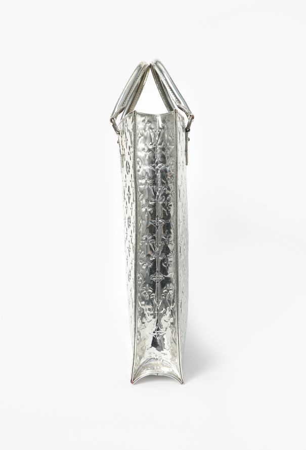 Louis Vuitton Fall 2006 Monogram Miroir Sac Plat Bag - 3