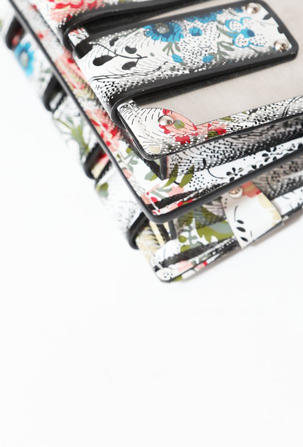 Louis Vuitton S/S 2018 Petite Malle Clutch - 9