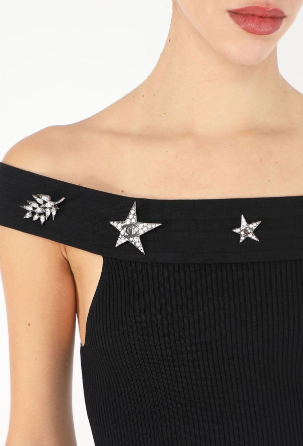 Chanel 2008 Off-Shoulder Strass Brooch Dress - 2