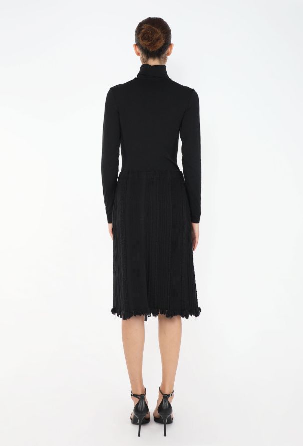 Gucci F/W 2002 Textured Fringed Skirt - 4