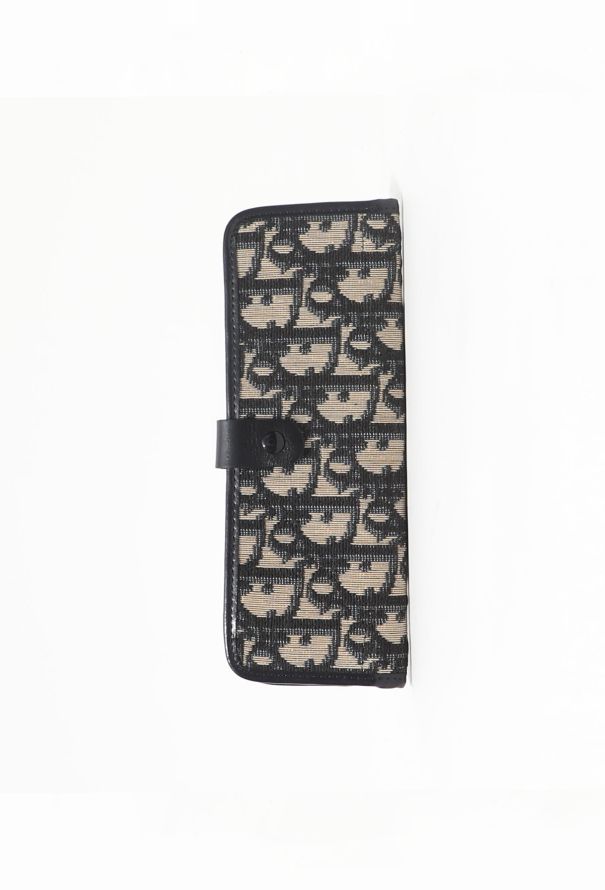 Comme des garcons iphone x case louis on sale vuitton