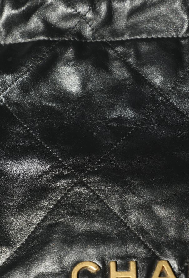 Chanel 2022 Black 22 Hobo Bag - 15