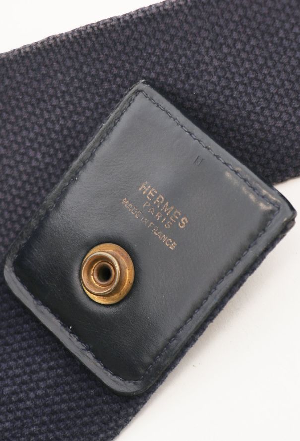 Hermès '70s Tsako Marine Box Bag - 11