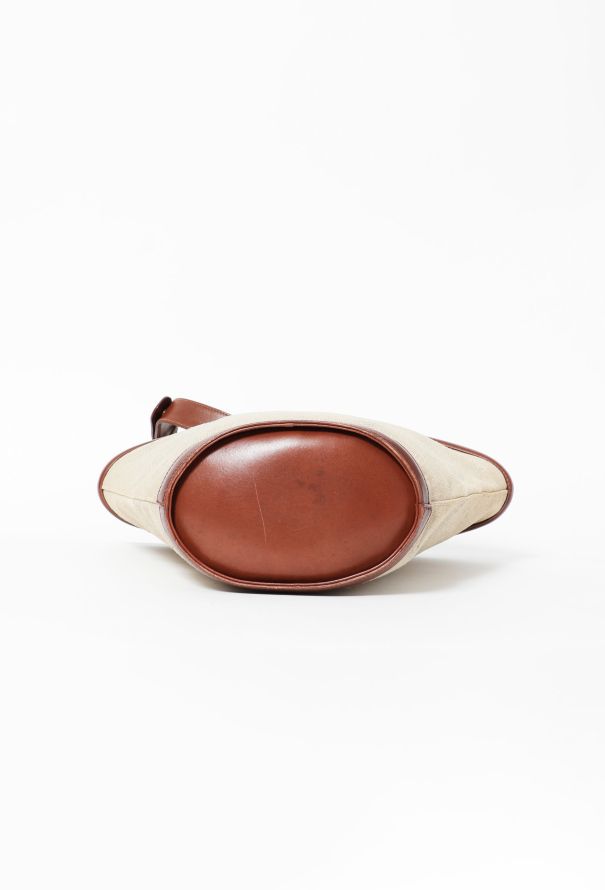 Gucci '90s Canvas Bucket Bag - 5