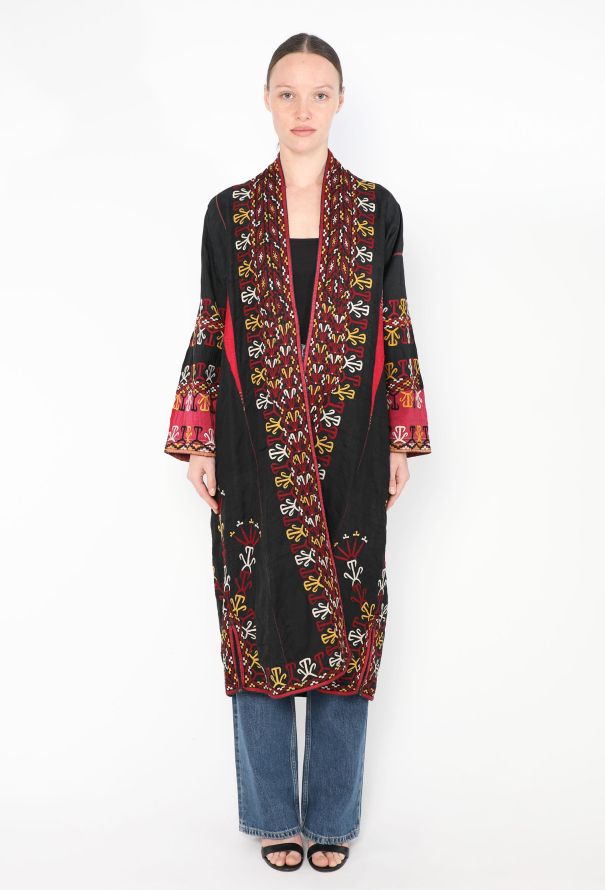 World Treasures 1940s Embroidered Turkmen Chapan Coat - 4