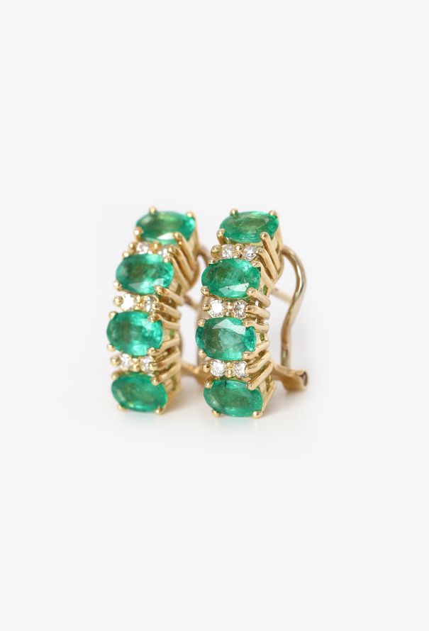 Modern Fine Jewelry 18k Gold,  Diamond & 3.20 Carats Emerald Earrings - 3 Modern Fine Jewelry 18k Gold,  Diamond & 3.20 Carats Emerald Earrings - 3