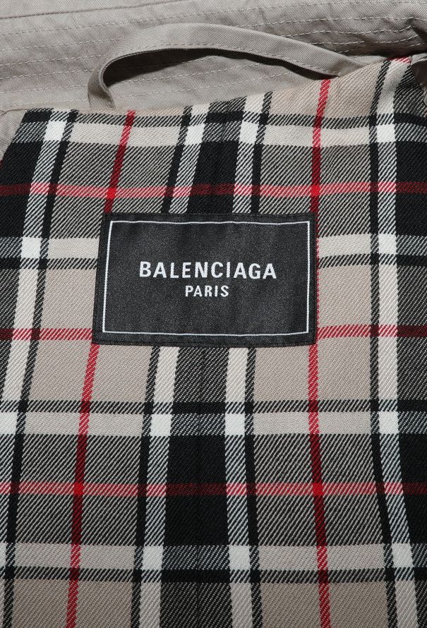 Balenciaga F/W 2021 Asymmetrical Trench - 8 Balenciaga F/W 2021 Asymmetrical Trench - 8
