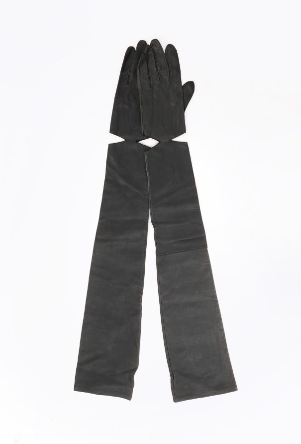 Balenciaga Lambskin Cut-Out Gloves, Early 2000s - 3