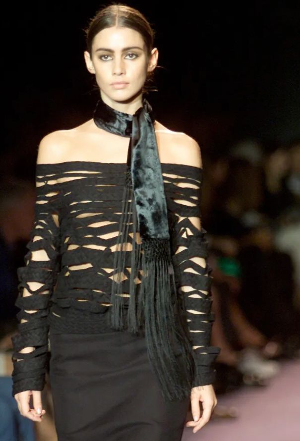 Saint Laurent Tom Ford F/W 2001 Velvet Fringe Scarf - 2