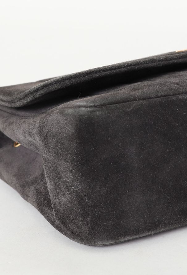 Chanel '90s Diana Suede Bag - 7