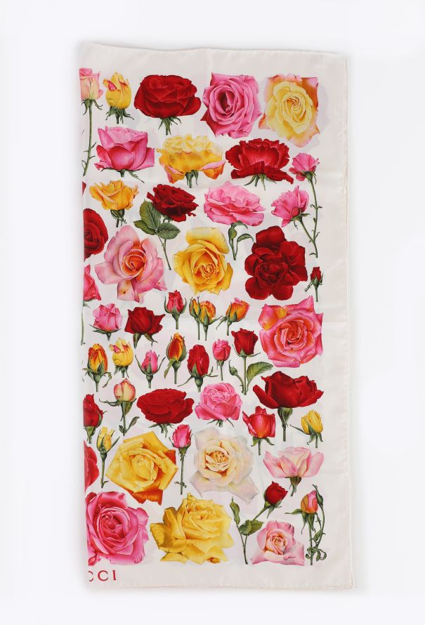 Gucci Vintage Floral Silk Carré - 2