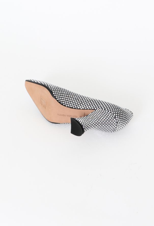 Bottega Veneta 2020 Iridescent Embellished Pumps - 4 Bottega Veneta 2020 Iridescent Embellished Pumps - 4