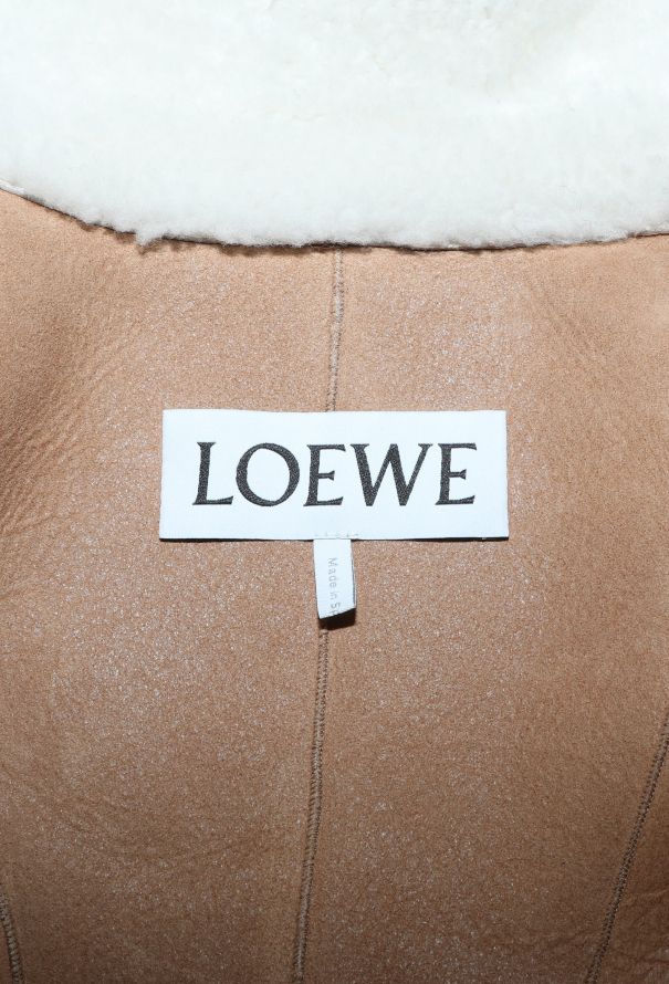 Loewe F/W 2020 Shearling Trumpet Coat - 7