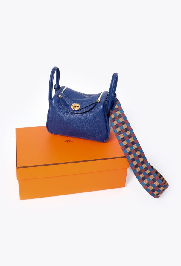 Hermès Bleu Royal Taurillon Clémence Mini Lindy - 4