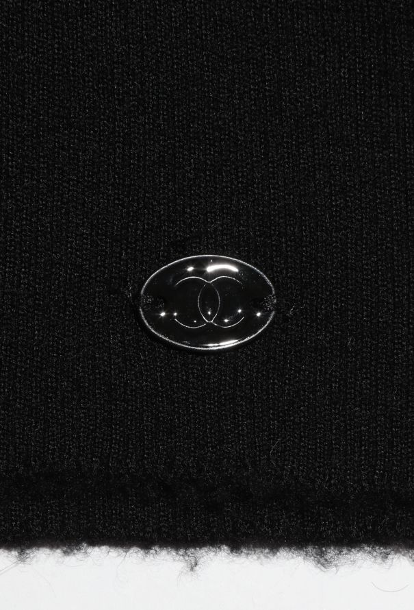 Chanel 2006 Ruffled Trim Cashmere Sweater - 7 Chanel 2006 Ruffled Trim Cashmere Sweater - 7