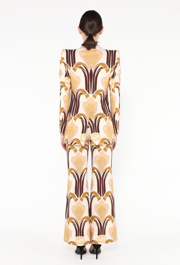 Gucci S/S 2022 Graphic Linen Suit - 7