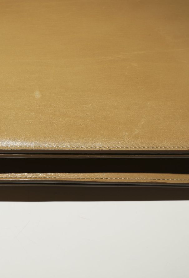 Céline Large Beige Classic Box Bag - 15 Céline Large Beige Classic Box Bag - 15