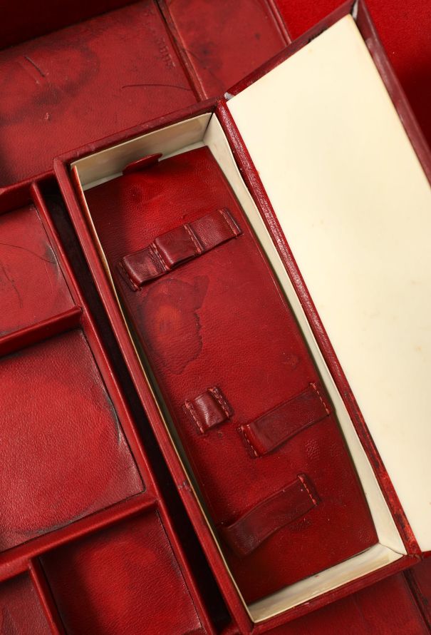 Hermès Rare '50s Black Porosus Toiletry Travel Case - 15