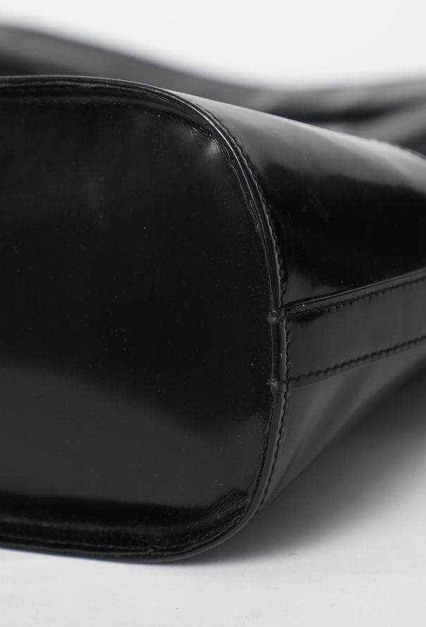 Saint Laurent Vintage Y Bucket GM Tote Bag - 7