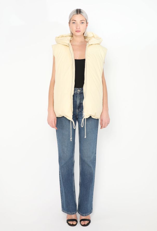 Céline Pre-Fall 2018 Puffer Short Vest - 3 Céline Pre-Fall 2018 Puffer Short Vest - 3