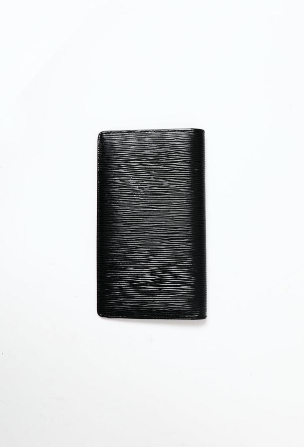 LOUIS VUITTON Grey Epi leather wallet, zipper, brushed s…