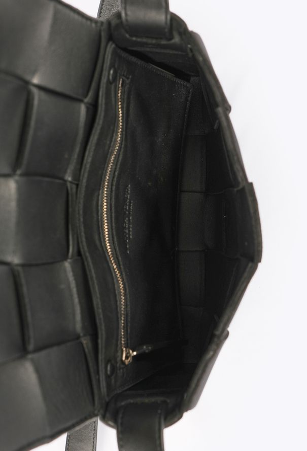 Bottega Veneta Black Cassette Shoulder Bag - 12