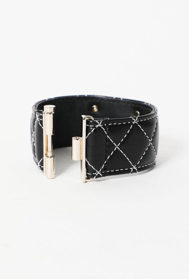 Chanel F/W 2019 Pearl 'CC' Leather Bracelet - 6