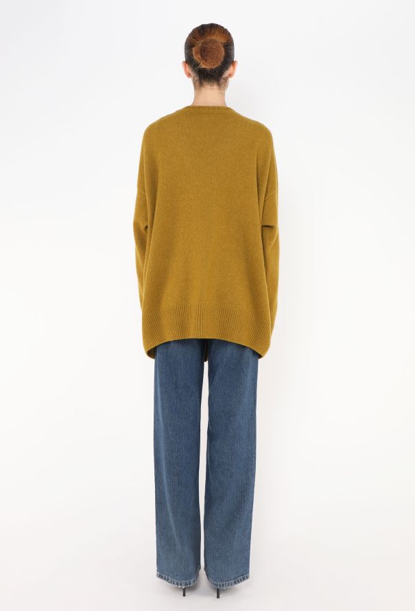 Chanel 2022 Cashmere Knit Cardigan - 4