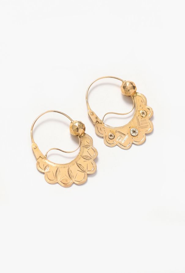 Vintage Fine Jewelry 18k Yellow Gold Savoyard Hoop Earrings - 1
