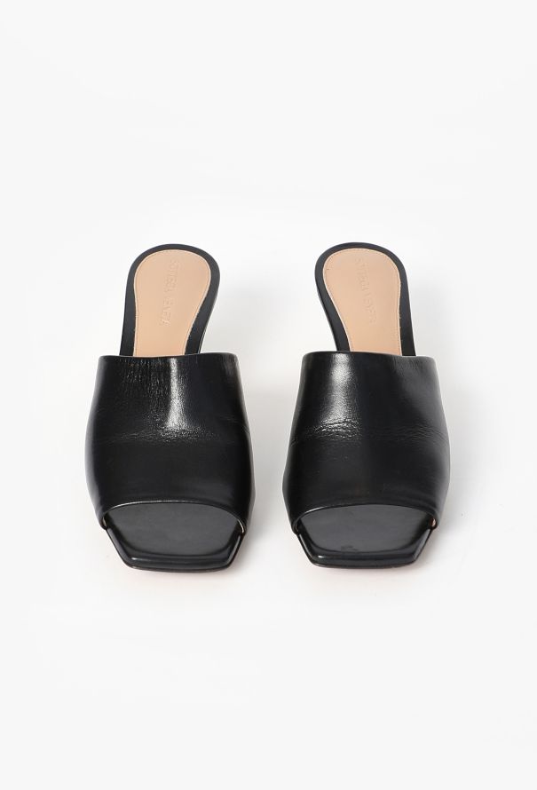 Bottega Veneta Pre-Fall 2023 Lambskin Knot Mules - 4