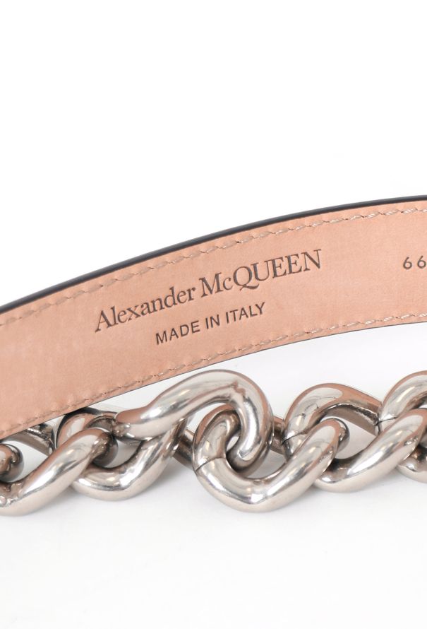 Alexander McQueen Pre-Fall 2022 Layered Chainlink Belt - 4 Alexander McQueen Pre-Fall 2022 Layered Chainlink Belt - 4