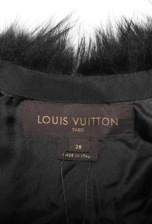 Louis Vuitton F/W 2017 Foxtail Capelet Jacket - 7