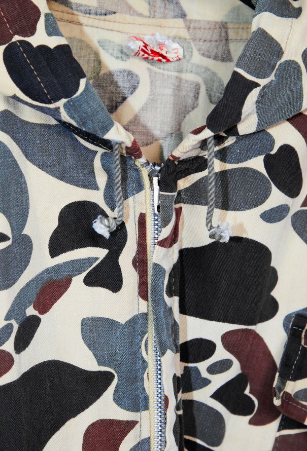 Men's Vintage '70s Hooded Camouflage Hunting Jacket - 5