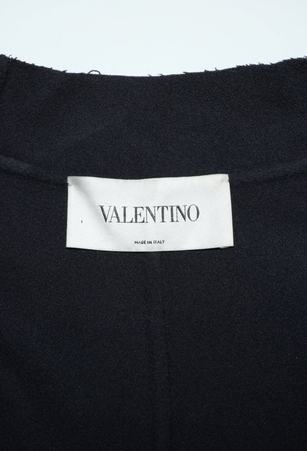 Valentino F/W 2018 Scalloped Trim Coat - 6 Valentino F/W 2018 Scalloped Trim Coat - 6