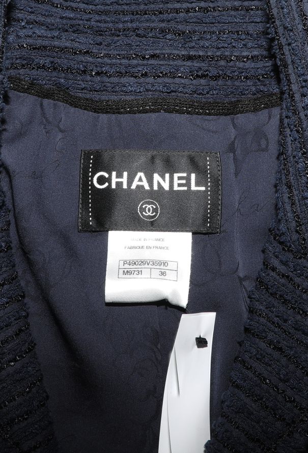 Chanel Bouclé Notched Jacket - 6 Chanel Bouclé Notched Jacket - 6