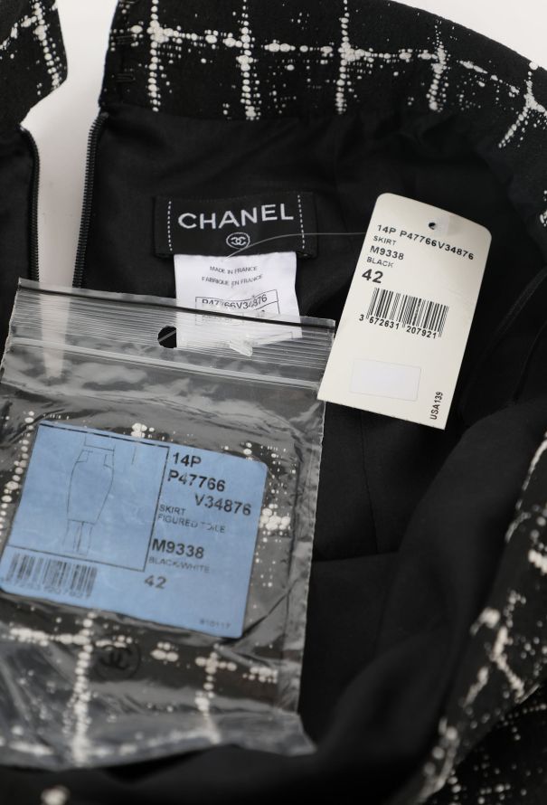 Chanel 2014 Tweed Checkered Skirt - 5