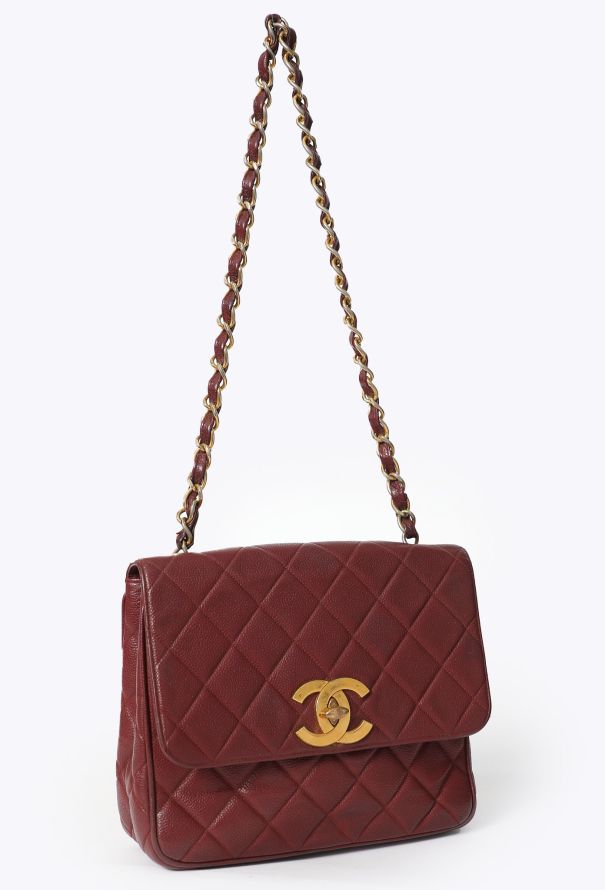 Chanel Vintage '90s Quilted Caviar Shoulder Bag - 2