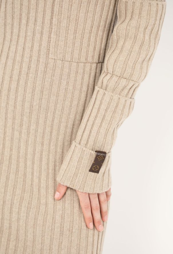 Louis Vuitton 2024 Pocketed Cashmere Dress - 4 Louis Vuitton 2024 Pocketed Cashmere Dress - 4