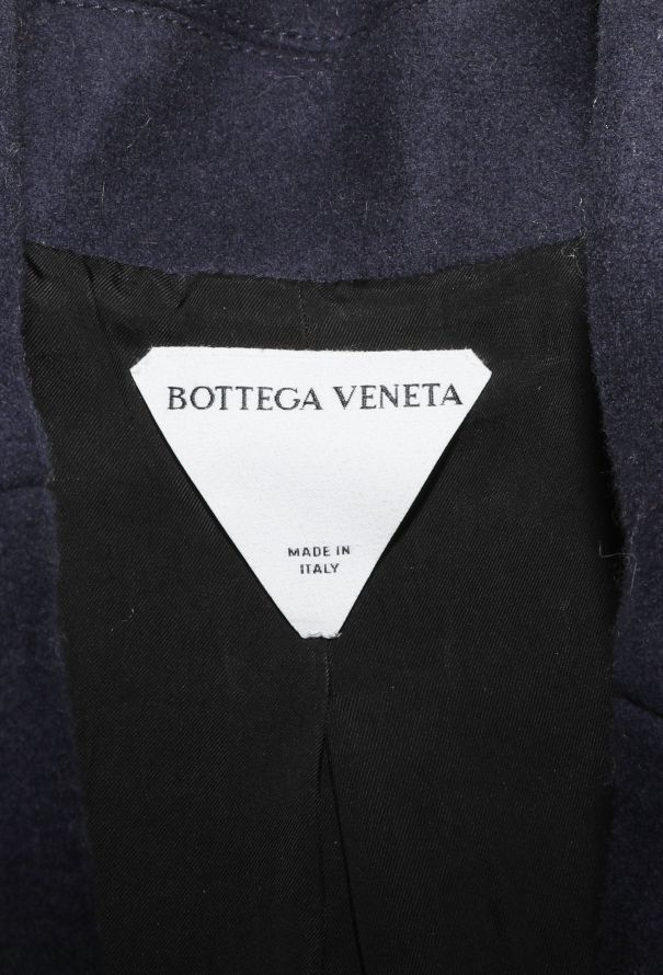 Bottega Veneta F/W 2022 Oversized Curved Peacoat - 7