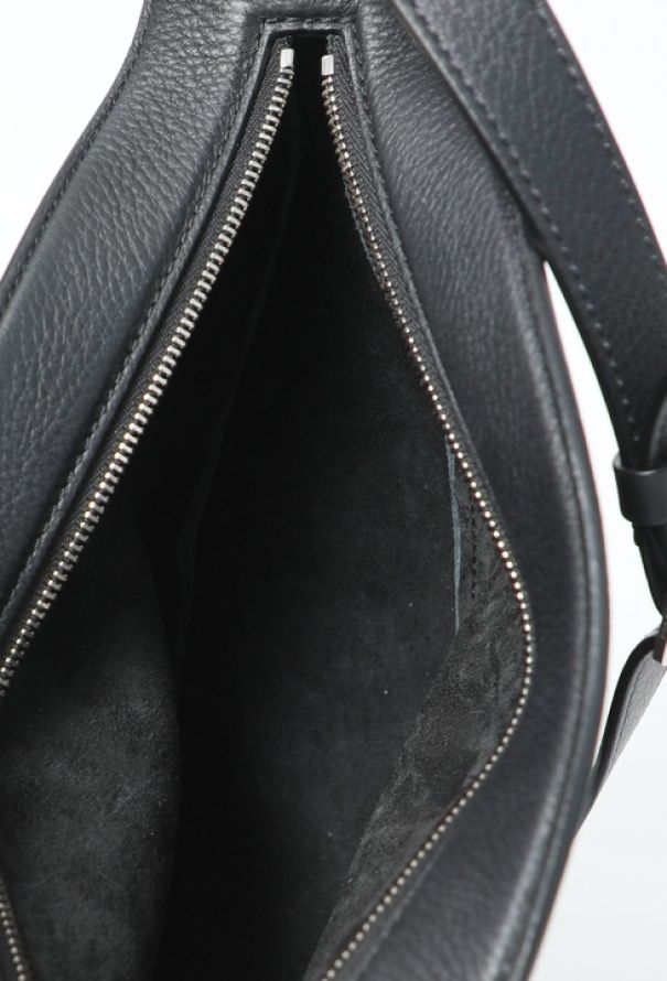 The Row Slouchy Banana Large Shoulder Bag - 11