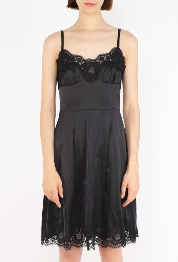 Dolce & Gabbana Macramé Lace Tassel Gown, 2015 - 6