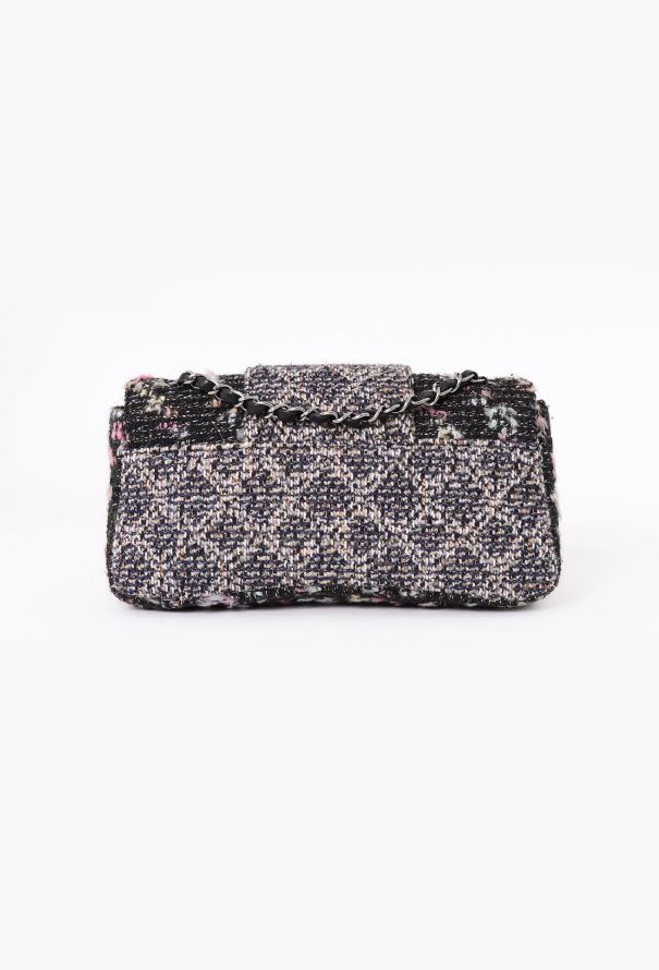 Chanel F/W 2004 Fantasy Tweed Flap Bag - 5 Chanel F/W 2004 Fantasy Tweed Flap Bag - 5