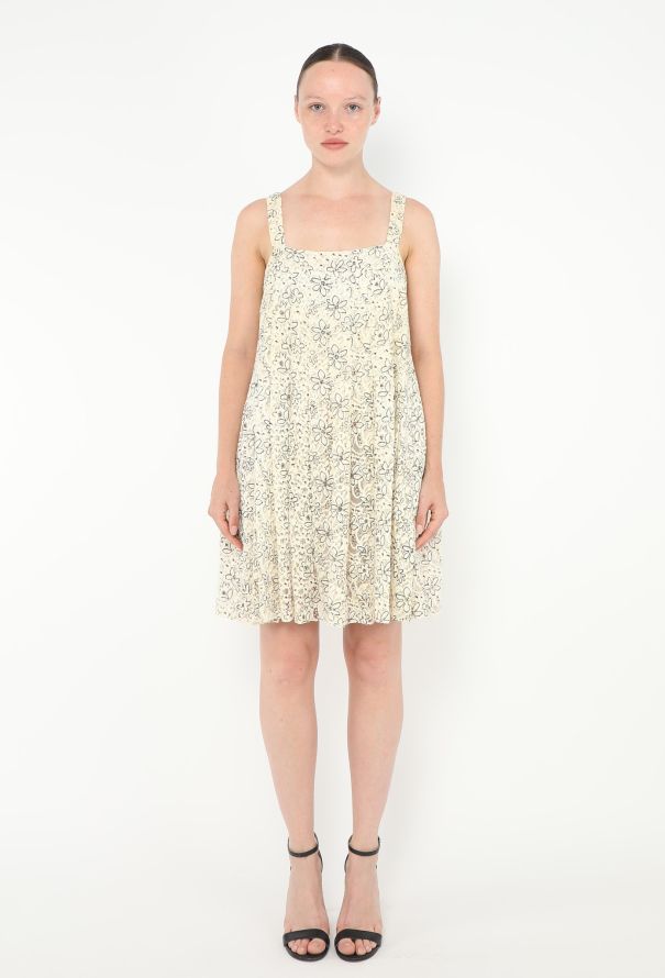 Chanel 2016 'CC' Camelia Lace Dress - 1