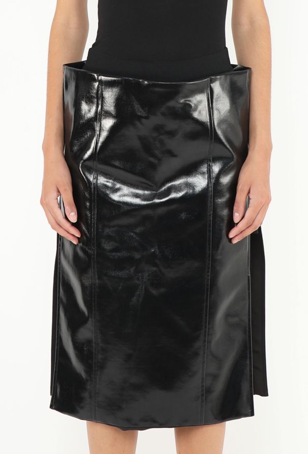 Sacai S/S 2023 Vinyl Leather Skirt - 3